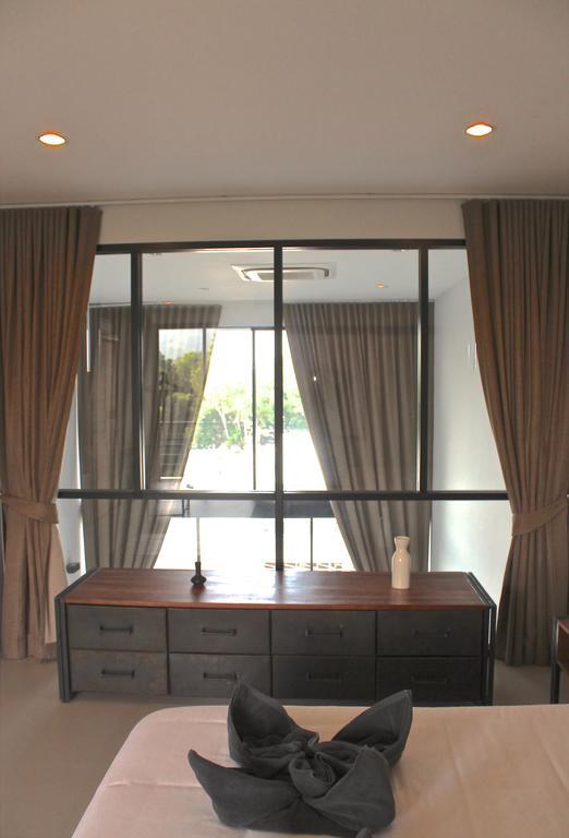 Little Paris Phuket Apartment Ngoại thất bức ảnh