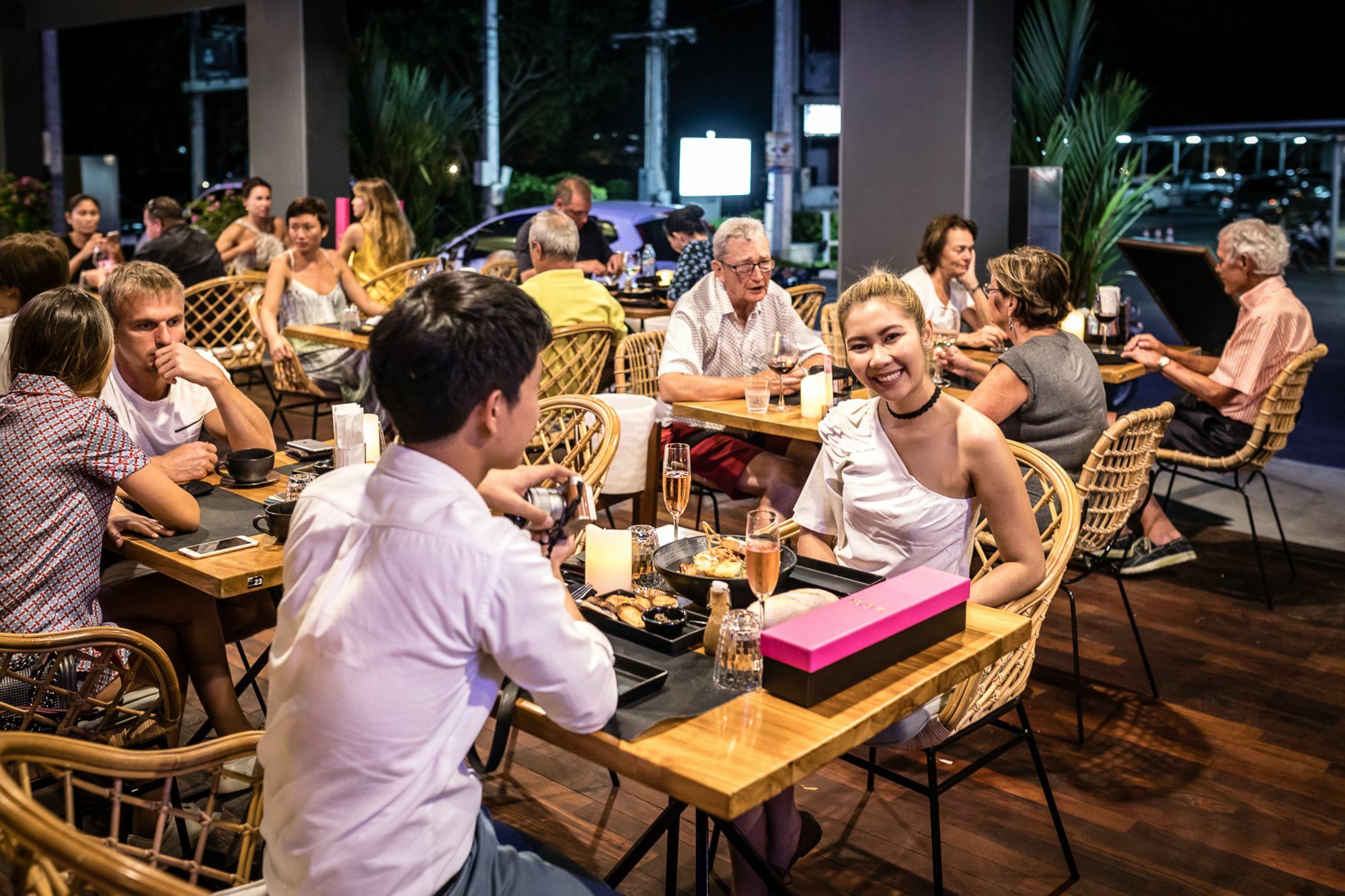 Little Paris Phuket Apartment Ngoại thất bức ảnh