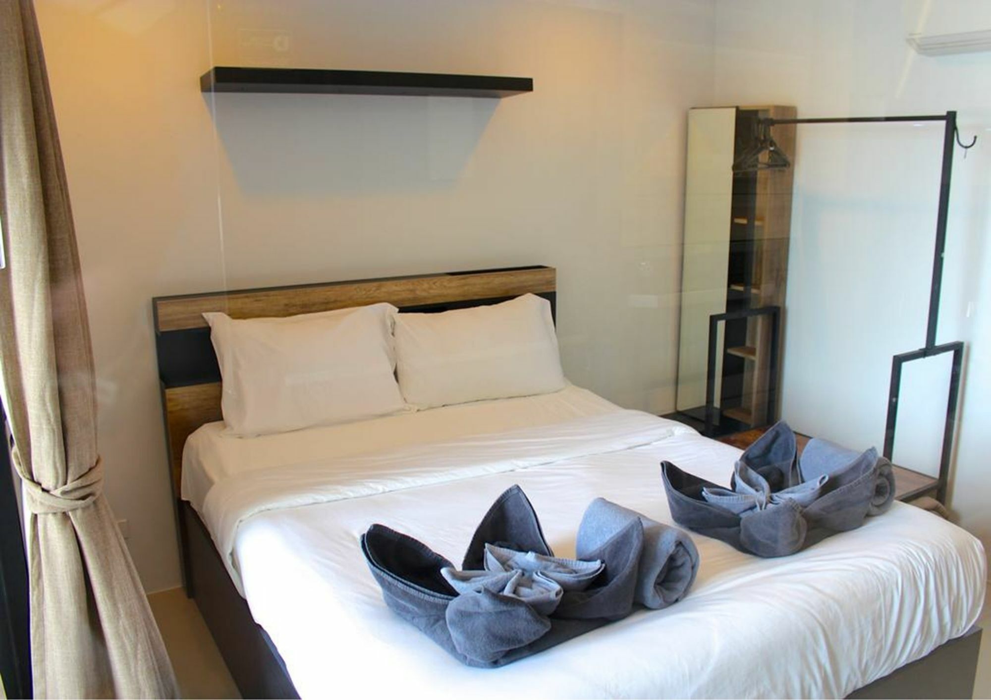 Little Paris Phuket Apartment Ngoại thất bức ảnh